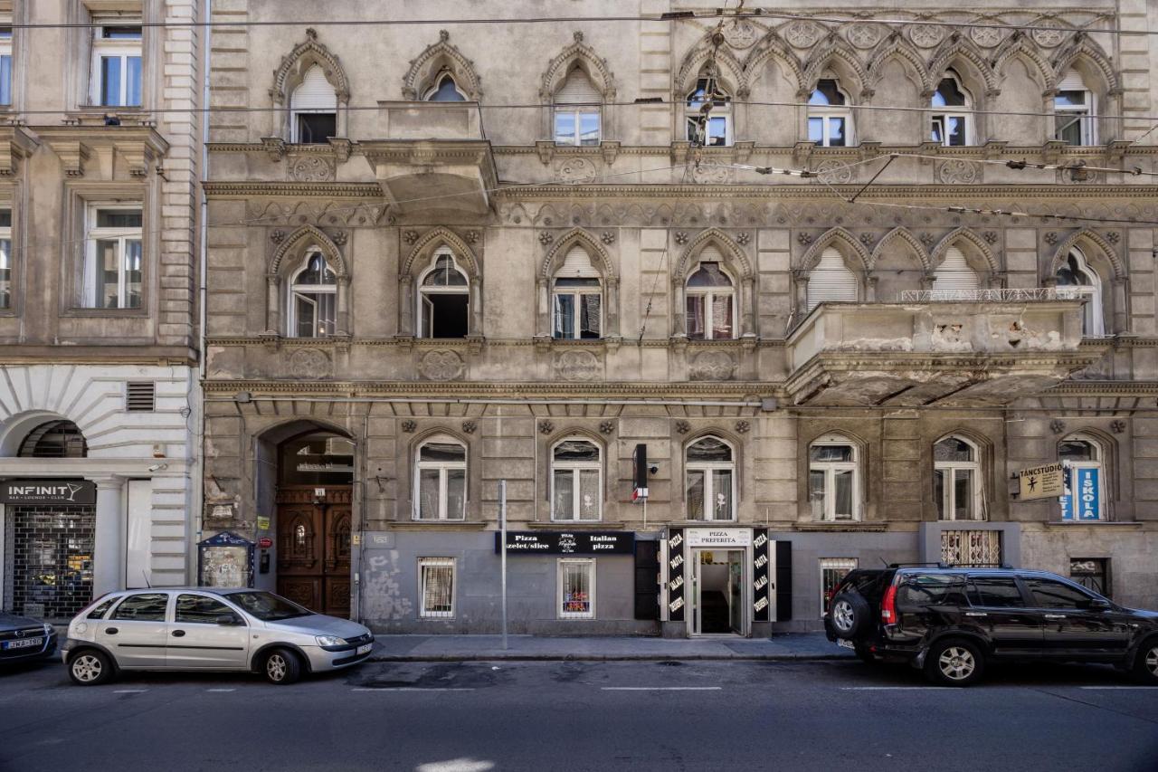 Downtown Circus Apartment Budapest Bagian luar foto